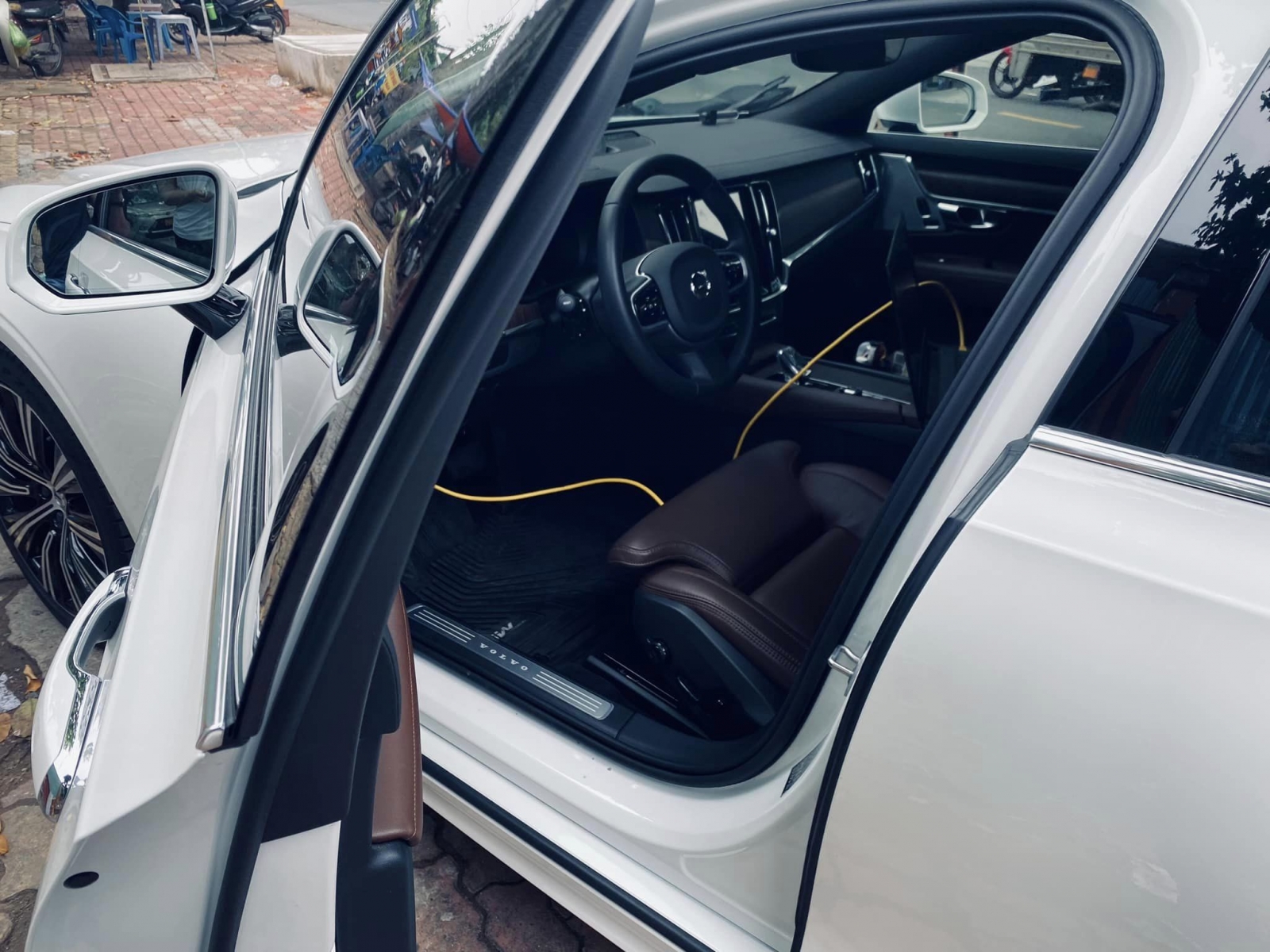 volvo 3